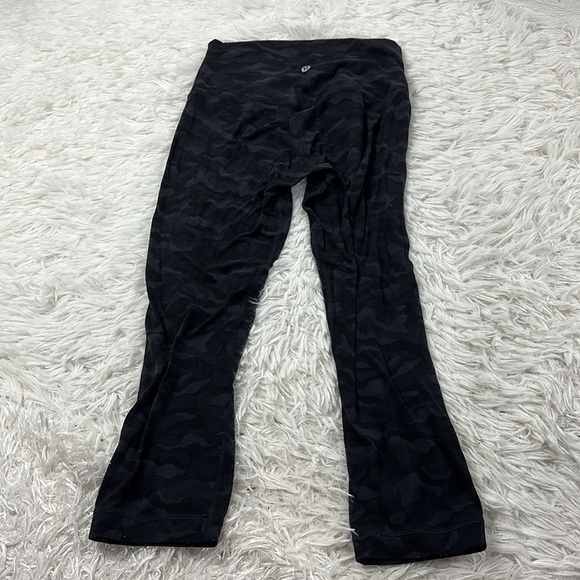Lululemon Align Crop *21" Sequoia Camo Print Deep Coal Black - Picture 4 of 6